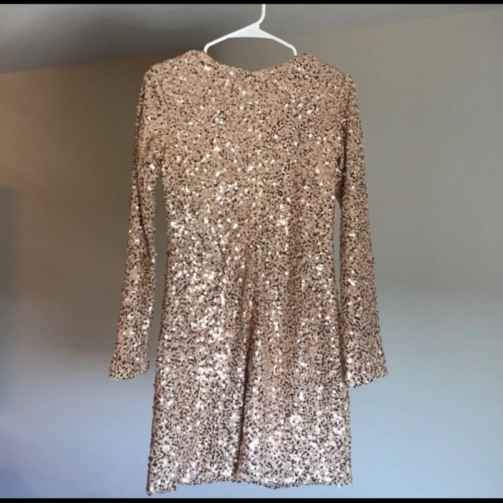 Dress The Population sequin dress!! - Picture 3 of 5